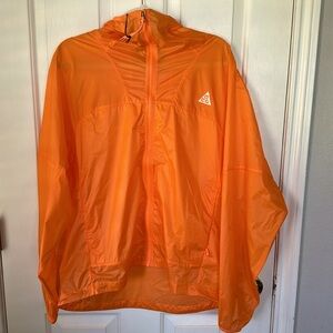 NWT Men’s Nike ACG windbreaker